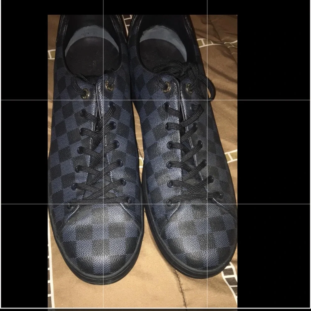 Louis Vuitton Sneakers - Picture 4 of 4